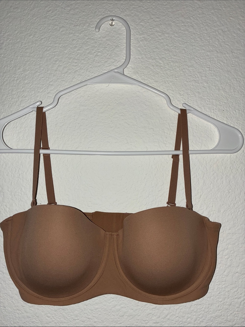 Everyday Strapless Convertible Bra in Brown